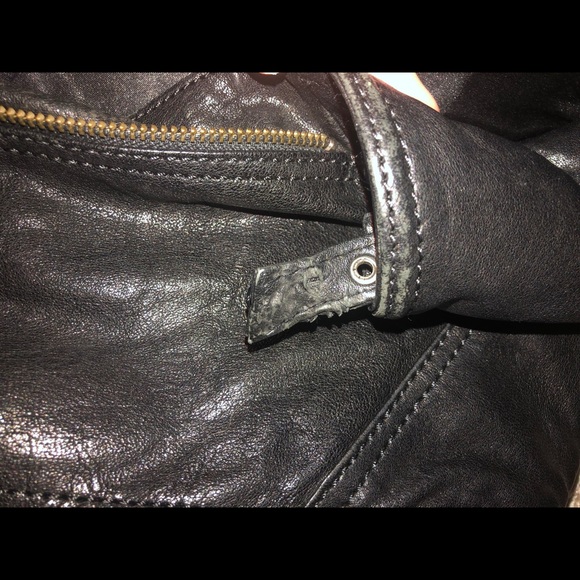 Leather jacket - Picture 4 of 4